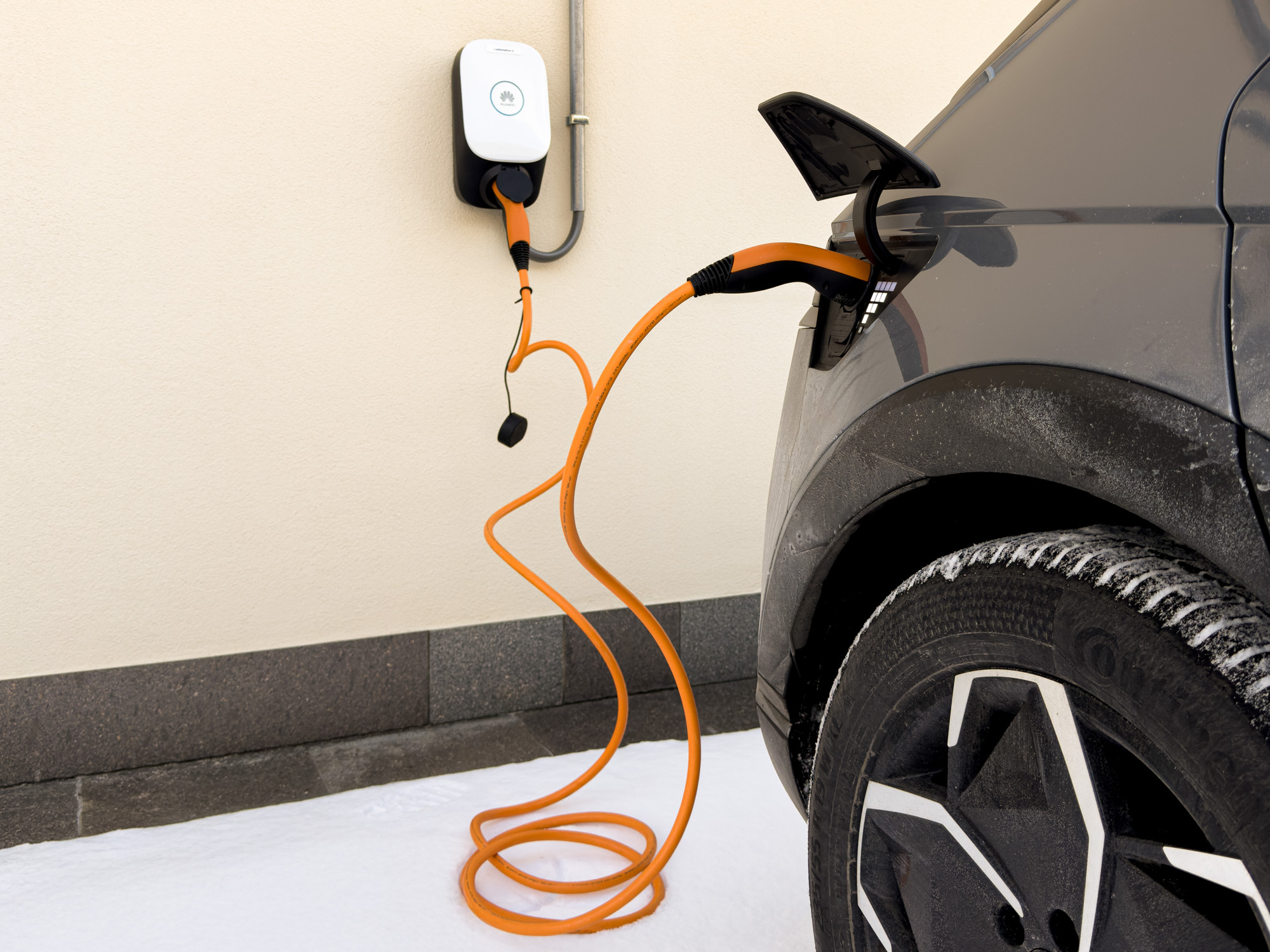 hotel-margun-e-ladestation-sonnenstrom